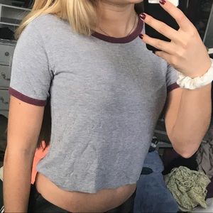 Grey tee with maroon lining